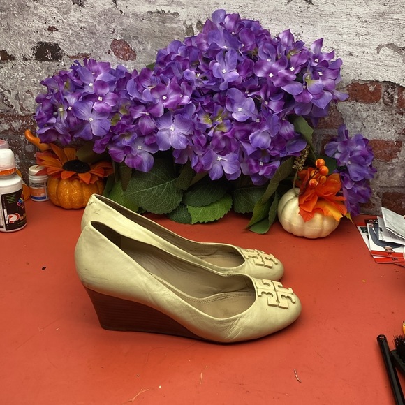 Tory Burch Shoes SZ 8.5 - Picture 2 of 7